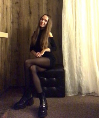 🌹 Сразу скажу, что я создана для того, чтобы удовлетворять твои самые сокровенные фантазии. 💋
Изысканные услуги, нежные прикосновения и откровенные игры - это лишь малая часть того, что я могу предложить. Вместе мы сможем насладиться незабываемыми моментами страсти и наслаждения. 💦💫
Мои возможности безграничны, и я готова исполнить все твои заветные желания. 💭 Со мной ты почувствуешь себя как настоящий король, ведь я создана для того, чтобы сделать твою жизнь незабываемой. 🌟
Мои отзывы говорят сами за себя - мои клиенты остаются в восторге от встречи со мной! 💖 Я безумно стильная, интеллигентная и всегда смотрю замечательно. Мои фото подтвердят это - они 100% реальны! 📷
Позвони мне прямо сейчас, и мы устроим настоящий фейерверк эмоций и страсти! 🔥 Я гарантирую, что наше свидание будет незабываемым.
Жду тебя в Москве, чтобы порадовать тебя своей нежностью и страстью. 💕💋 Светлана